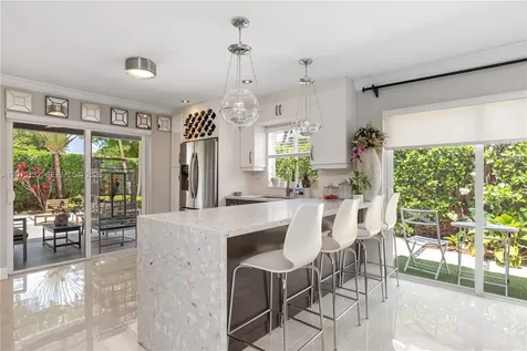6414 SW 114th Place Miami FL 33173