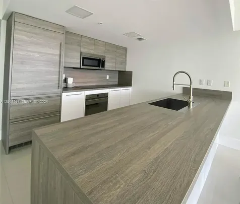 400 Sunny Isles Boulevard Sunny Isles Beach FL 33160