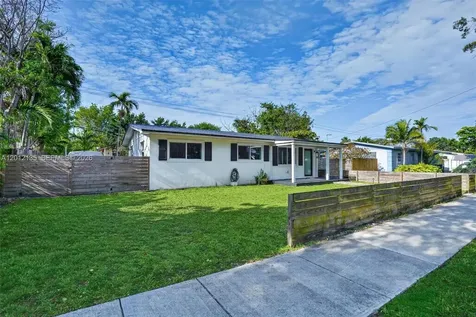 9240 Marine Drive Cutler Bay FL 33189
