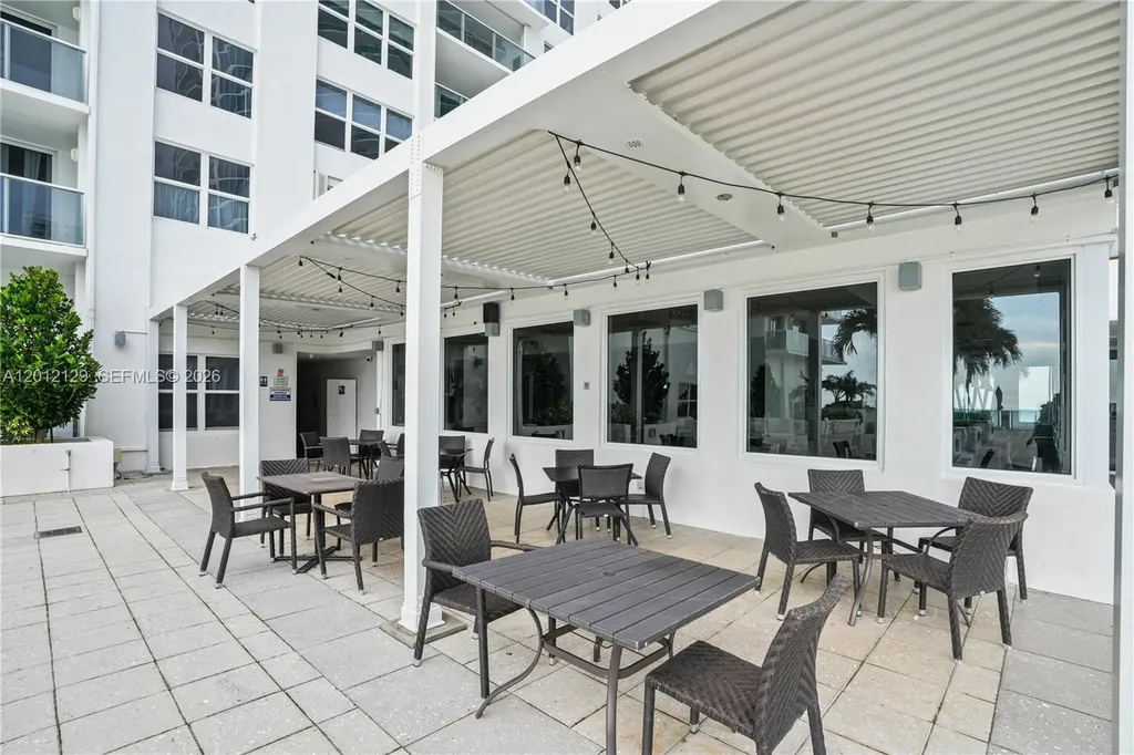 2751 S Ocean Drive Hollywood FL 33019