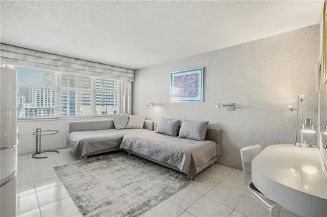 2751 S Ocean Drive Hollywood FL 33019
