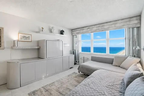 2751 S Ocean Drive Hollywood FL 33019