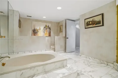 2751 S Ocean Drive Hollywood FL 33019