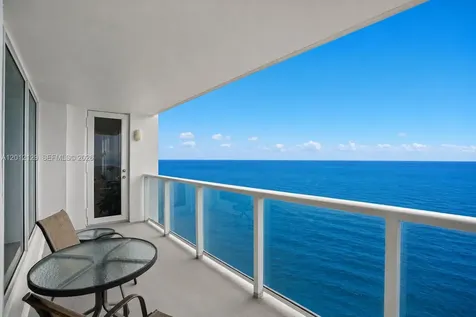 2751 S Ocean Drive Hollywood FL 33019