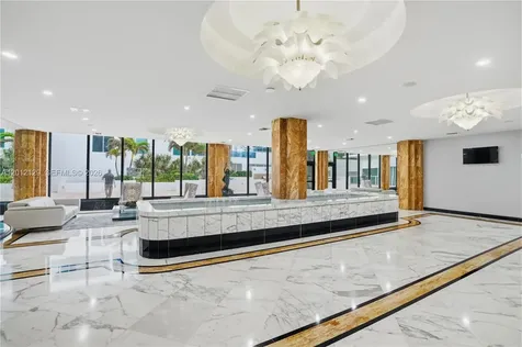 2751 S Ocean Drive Hollywood FL 33019