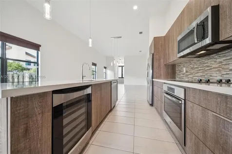 7635 NW 103rd Place Doral FL 33178