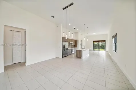 7635 NW 103rd Place Doral FL 33178