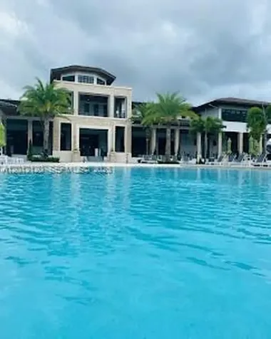 7635 NW 103rd Place Doral FL 33178