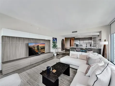 460 NE 28th Street Miami FL 33137