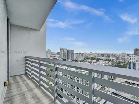 460 NE 28th Street Miami FL 33137