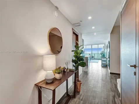 460 NE 28th Street Miami FL 33137