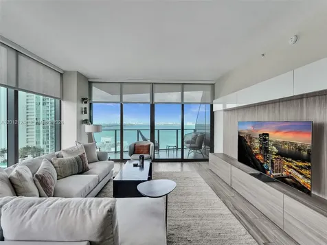 460 NE 28th Street Miami FL 33137