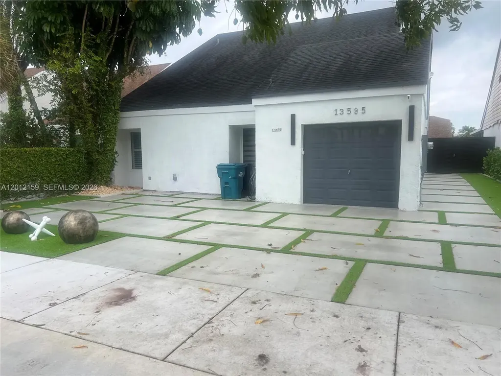 13595 SW 99th Street Miami FL 33186