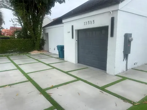13595 SW 99th Street Miami FL 33186