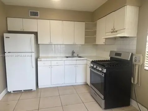 4300 SW 67th Avenue Miami FL 33155