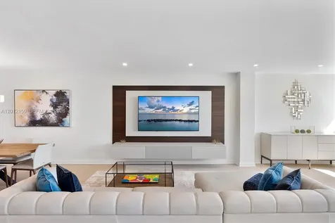 10275 Collins Avenue Bal Harbour FL 33154