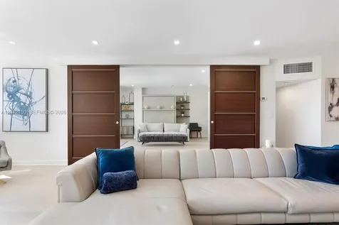 10275 Collins Avenue Bal Harbour FL 33154