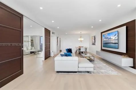 10275 Collins Avenue Bal Harbour FL 33154