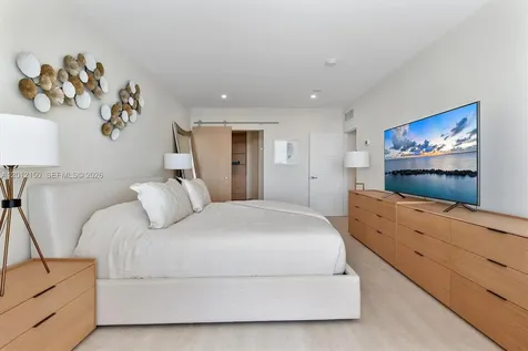 10275 Collins Avenue Bal Harbour FL 33154