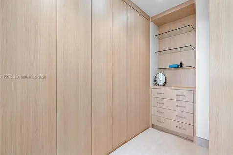 10275 Collins Avenue Bal Harbour FL 33154