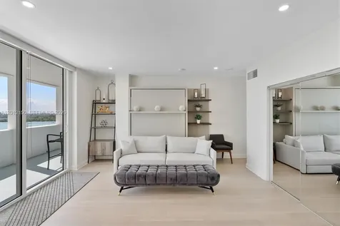 10275 Collins Avenue Bal Harbour FL 33154