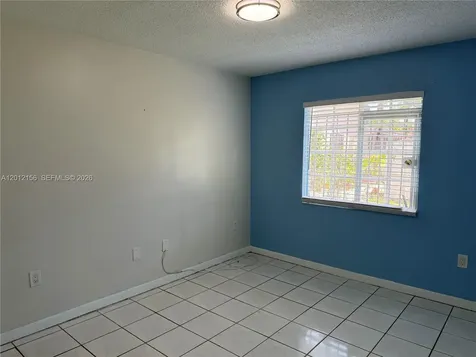 837 SE 8th Court Hialeah FL 33010