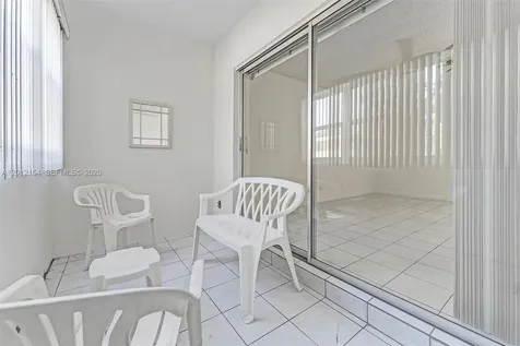 330 SE 2nd Street Hallandale Beach FL 33009