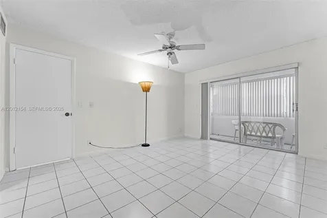 330 SE 2nd Street Hallandale Beach FL 33009
