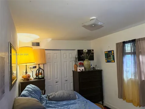 2305 NE 135th Terrace North Miami Beach FL 33181
