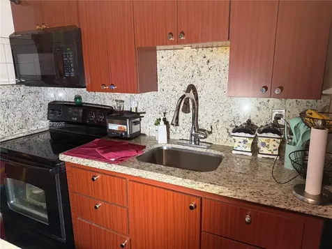 2305 NE 135th Terrace North Miami Beach FL 33181