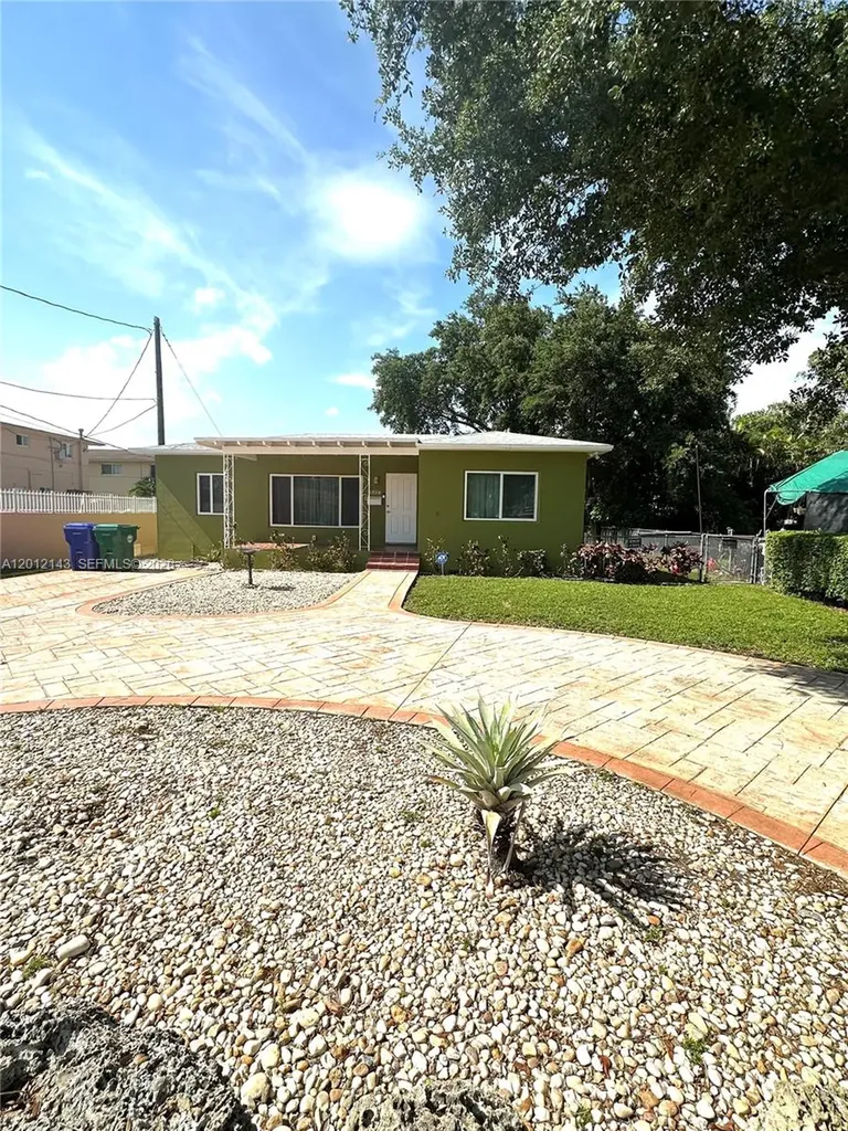 5651 NW 3rd Street Miami FL 33126