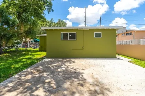 5651 NW 3rd Street Miami FL 33126