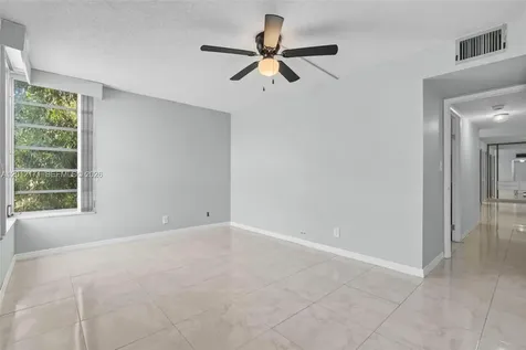 950 NE 199th Street Miami FL 33179