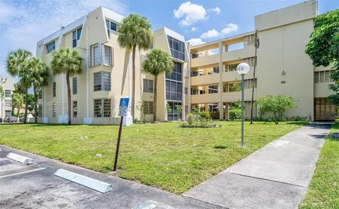 950 NE 199th Street Miami FL 33179