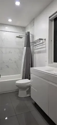 6995 NW 173rd Drive Hialeah FL 33015