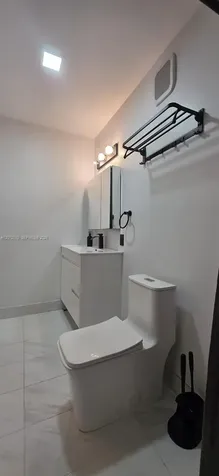 6995 NW 173rd Drive Hialeah FL 33015