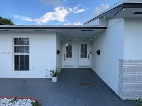 382 NE 113th Street Miami FL 33161