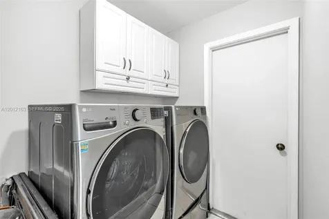 1910 NW 180th Way Pembroke Pines FL 33029