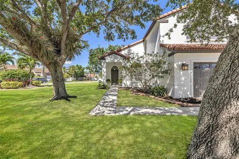 1910 NW 180th Way Pembroke Pines FL 33029
