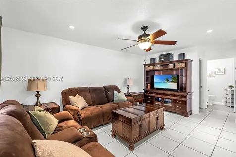 1910 NW 180th Way Pembroke Pines FL 33029