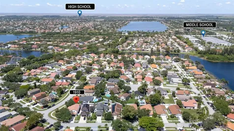 1910 NW 180th Way Pembroke Pines FL 33029
