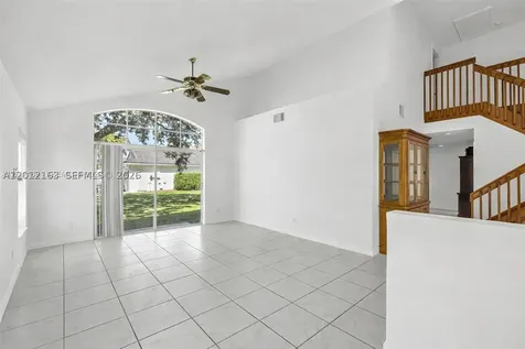 1910 NW 180th Way Pembroke Pines FL 33029