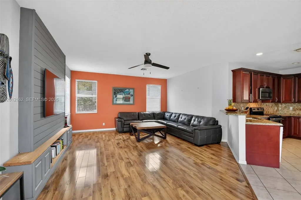 7055 Via Leonardo Lake Worth FL 33467