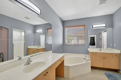 7055 Via Leonardo Lake Worth FL 33467