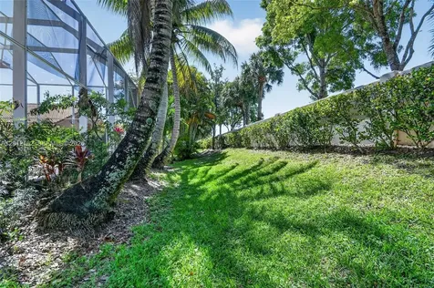 7055 Via Leonardo Lake Worth FL 33467