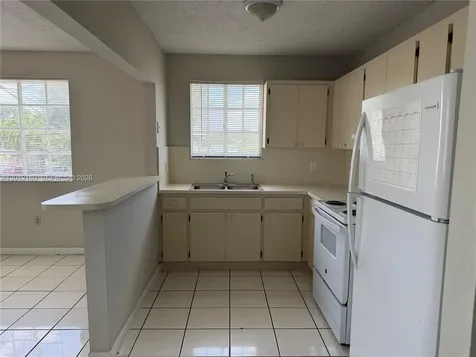 837 SE 8th Court Hialeah FL 33010