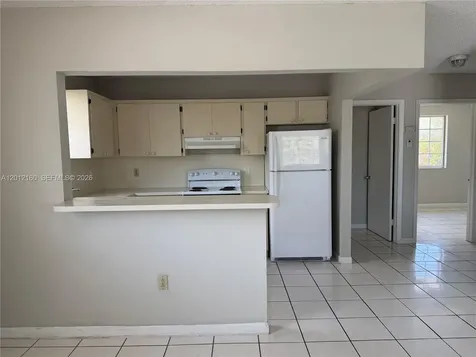 837 SE 8th Court Hialeah FL 33010