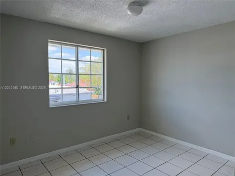 837 SE 8th Court Hialeah FL 33010