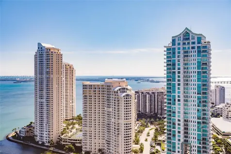 325 S Biscayne Boulevard Miami FL 33131