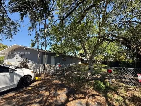 151 NW 164th Street Miami FL 33169